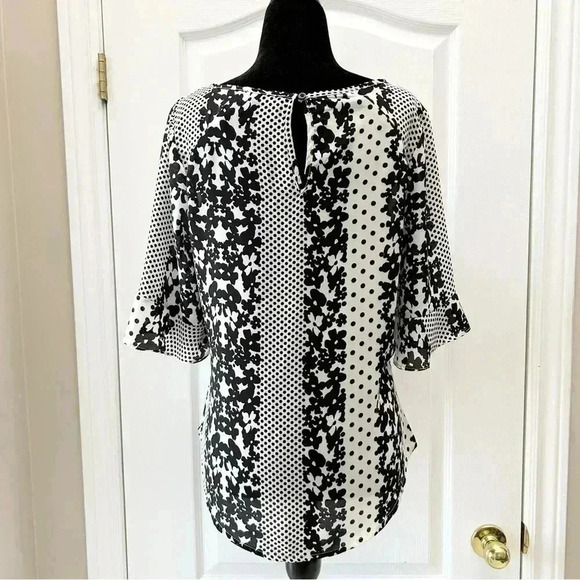 Ricki’s Blouse Short Sleeve Sheer  Flowy Ruffle Sleeves Black White Size Small - Picture 13 of 14